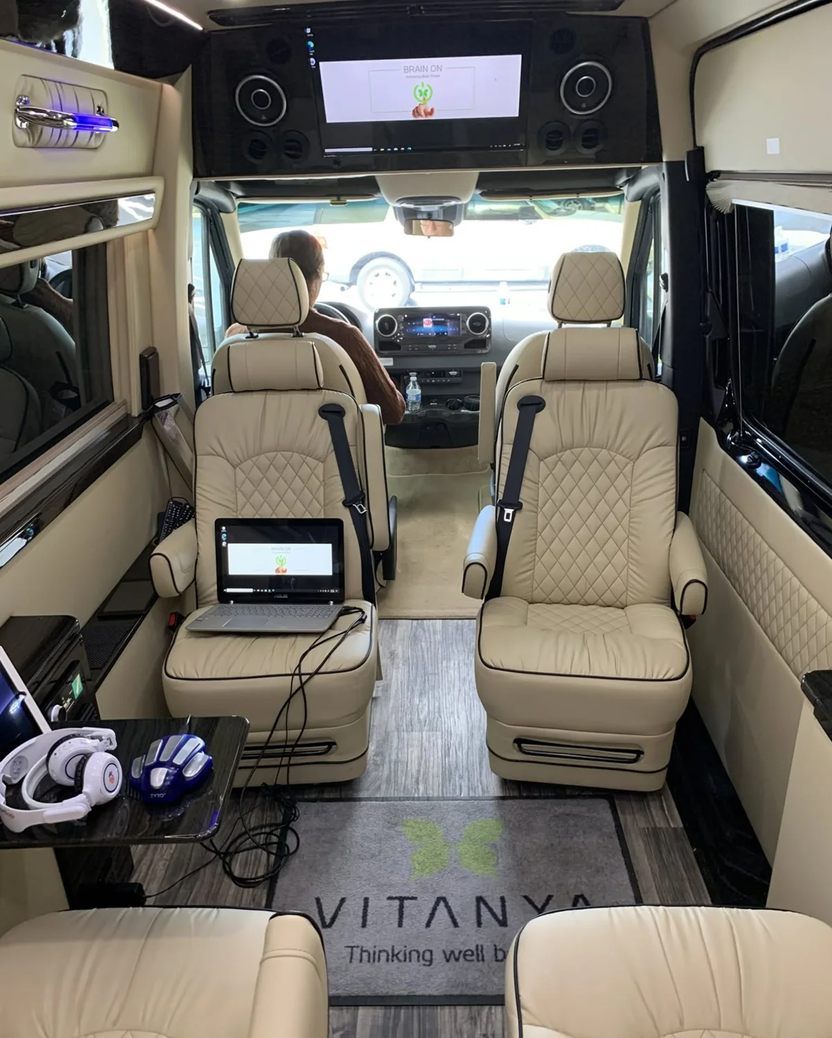 A session running inside the Vitanya mobile unit